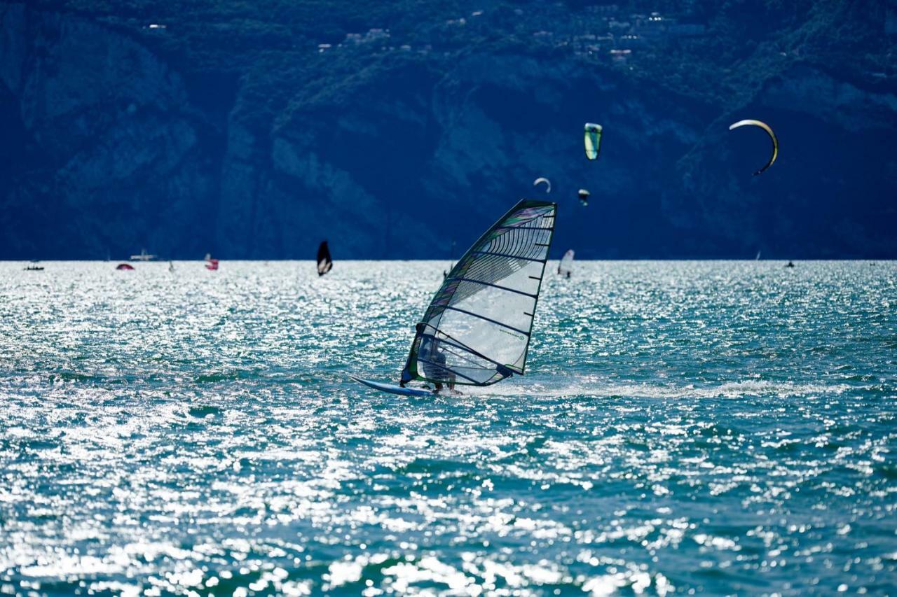 Albergo Campeggio Bommartini Malcesine Esterno foto