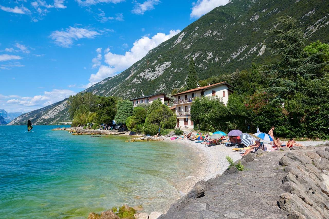 Albergo Campeggio Bommartini Malcesine Esterno foto