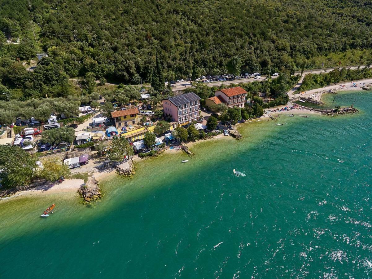 Albergo Campeggio Bommartini Malcesine Esterno foto