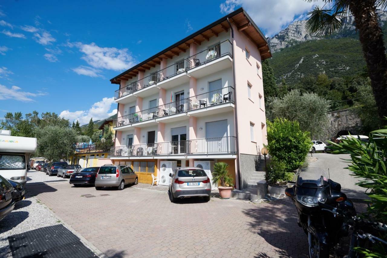 Albergo Campeggio Bommartini Malcesine Esterno foto